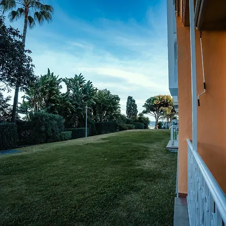 Apartment First Sea Line Puerto Banus 2 Bedrooms In A Private Residential Complex Marbella